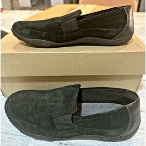 New Clarks Women's Haley Park Loafer Flat Black Suede size 6 M US Suede